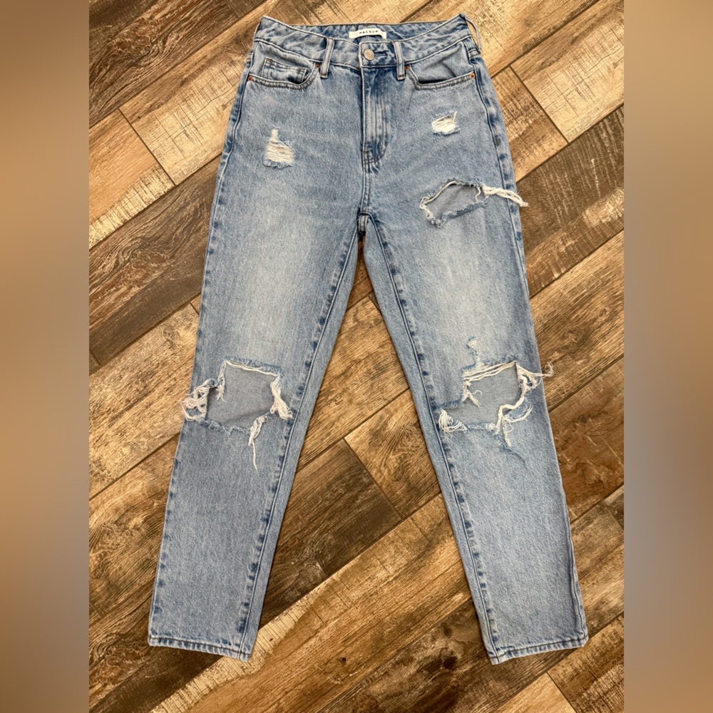 PACSUN Distressed Mom Jean size 23